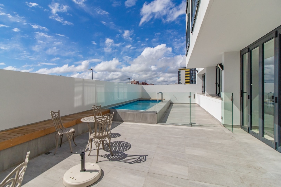 1 Bedroom Property for Sale in Woodstock Western Cape